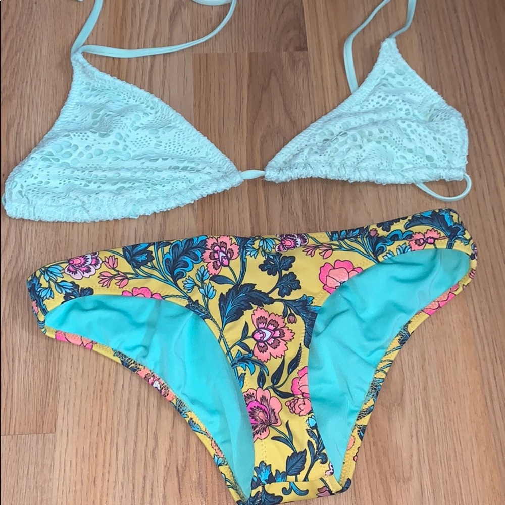 Bikini set!